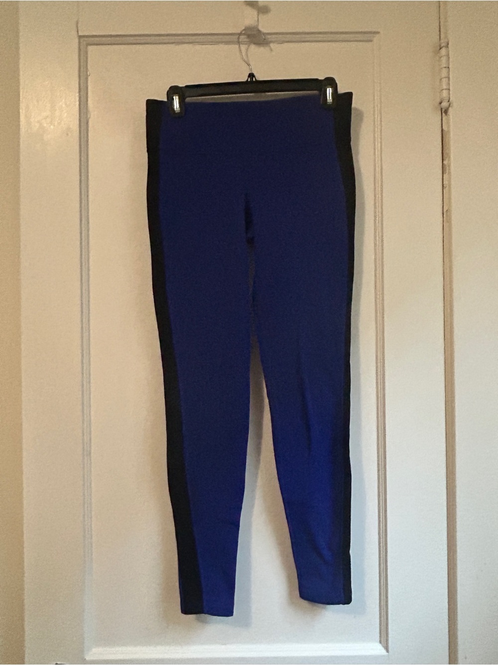 Women’s Athleta Royal Blue Leggings - Size Small